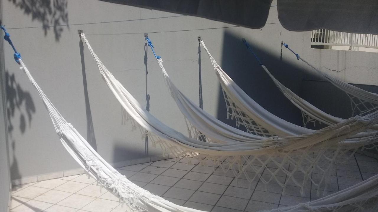 Apartamento De 2 Domitorios E 1 Garagem No Centro De Bombinhas 50 Metros Da Praia Na Avenida Principal Proximo Ao Shopping Punta Blu Esterno foto